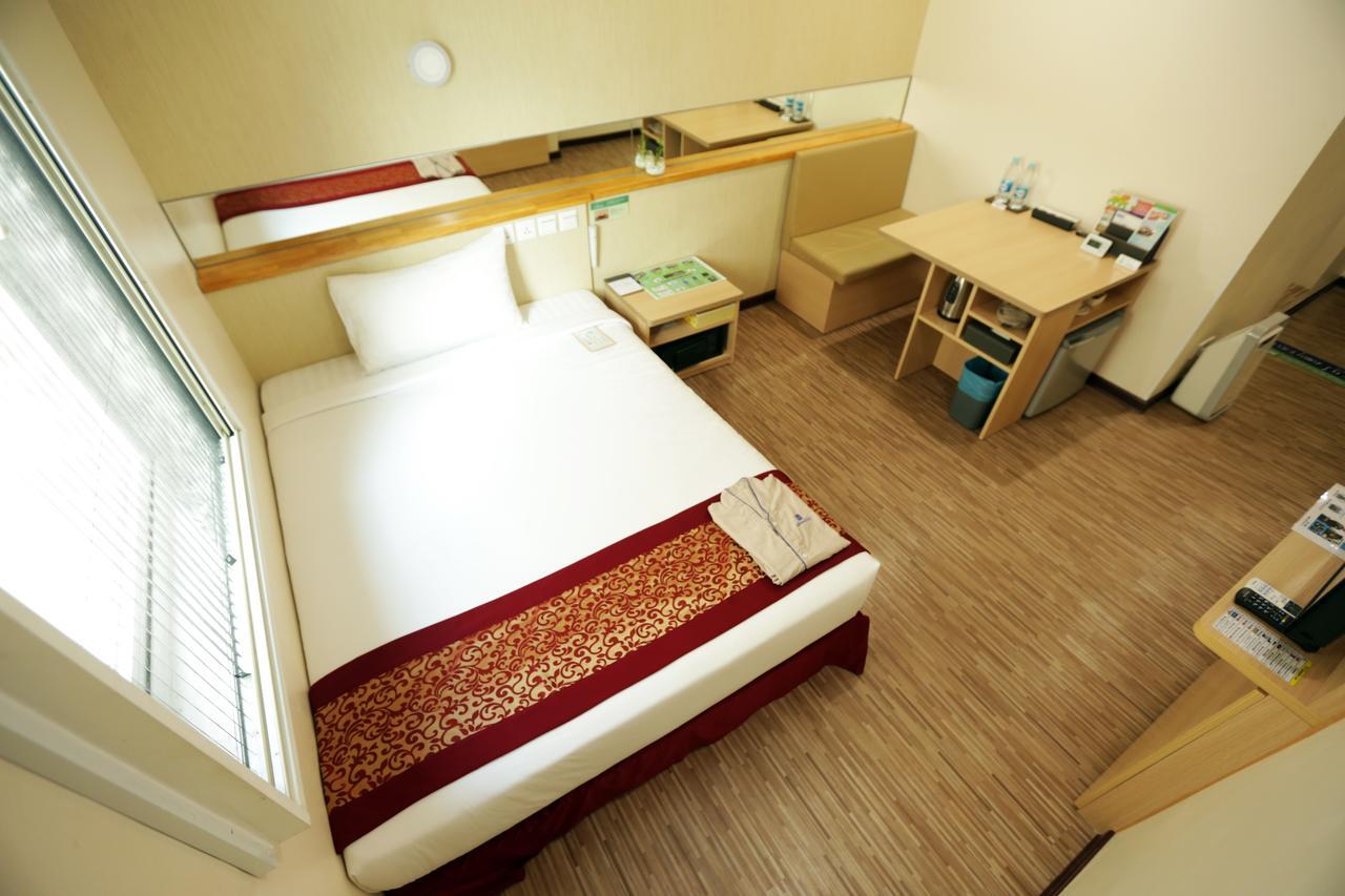 Super Hotel Rangoon Buitenkant foto