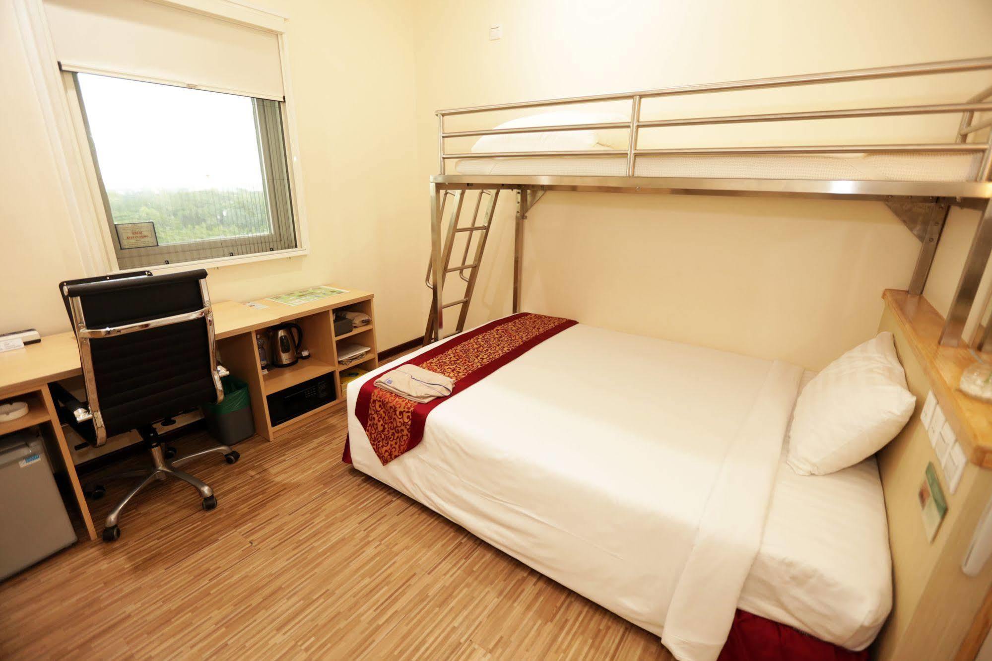 Super Hotel Rangoon Buitenkant foto